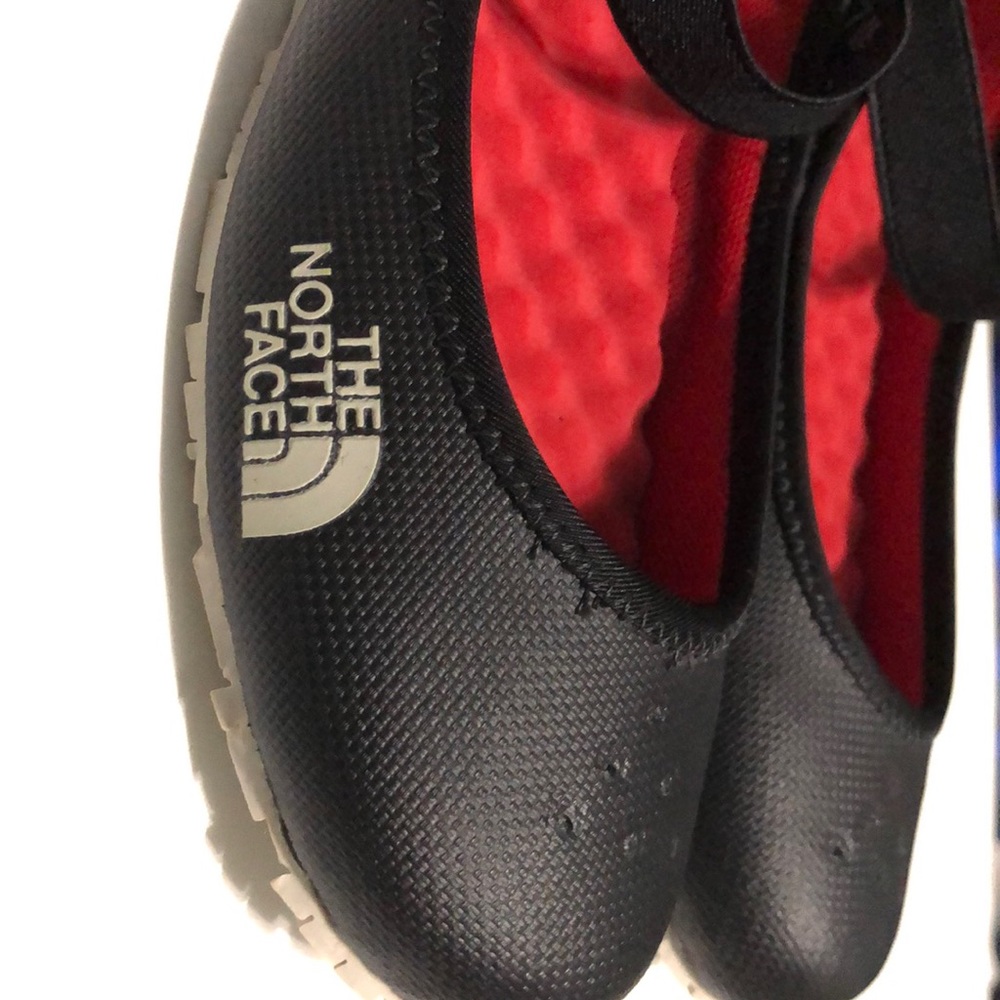 The North Face ballet slip ons Size 7